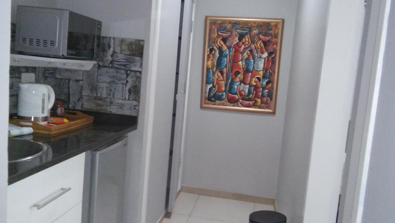 @Home Cottage ヨハネスブルグ エクステリア 写真